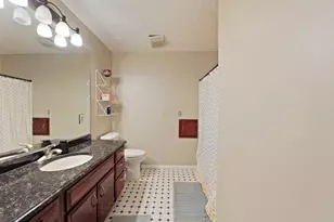 9046 Edinburgh Ln, Woodbury, MN 55125 - Photo 18