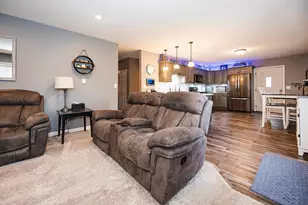 420 Broadway Ave, Detroit Lakes, MN 56501 - Photo 6