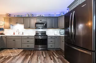 420 Broadway Ave, Detroit Lakes, MN 56501 - Photo 10