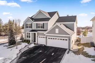 16471 Territorial Trail, Maple Grove, MN 55369 - Photo 2