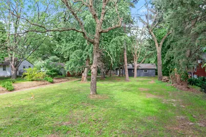 8241 Eastwood Road, Saint Paul, MN 55112 - Photo 30