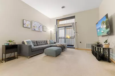 270 4th Street E #203, Saint Paul, MN 55101 - Photo 2