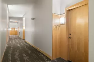 270 4th St E, Saint Paul, MN 55101 - Photo 20