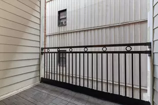 270 4th St E, Saint Paul, MN 55101 - Photo 18