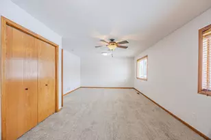 10751 Knollwood Ln, Woodbury, MN 55129 - Photo 16