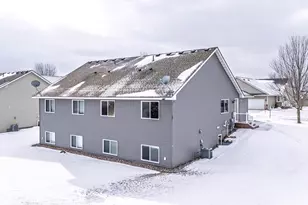 10751 Knollwood Ln, Woodbury, MN 55129 - Photo 4