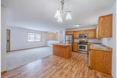 10751 Knollwood Lane, Woodbury, MN 55129 - Photo 12