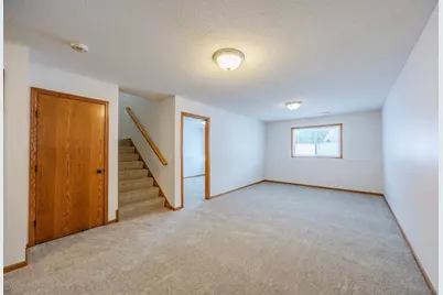 10751 Knollwood Lane, Woodbury, MN 55129 - Photo 18