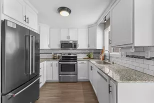 935 Monterey Ct N, Shoreview, MN 55126 - Photo 14