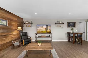 935 Monterey Ct N, Shoreview, MN 55126 - Photo 18