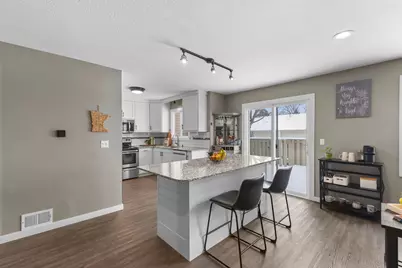 935 Monterey Court N, Shoreview, MN 55126 - Photo 10