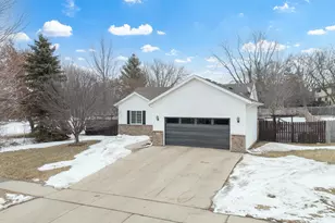 502 Maplebrook Dr NE, Stewartville, MN 55976 - Photo 30