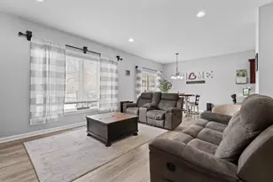 502 Maplebrook Dr NE, Stewartville, MN 55976 - Photo 4