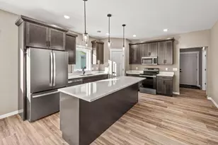 1916 Buffalo Run Rd, Buffalo, MN 55313 - Photo 2