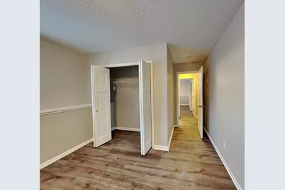 1525 Independence Avenue N, Golden Valley, MN 55427 - Photo 10