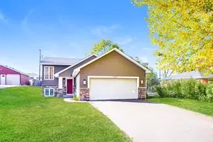 1525 Independence Ave N, Golden Valley, MN 55427 - Photo 1