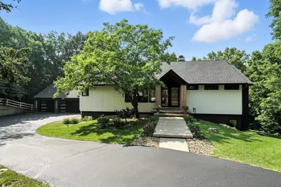 16515 Hilltop Terrace, Minnetonka, MN 55345 - Photo 4