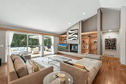 16515 Hilltop Terrace, Minnetonka, MN 55345 - Photo 8