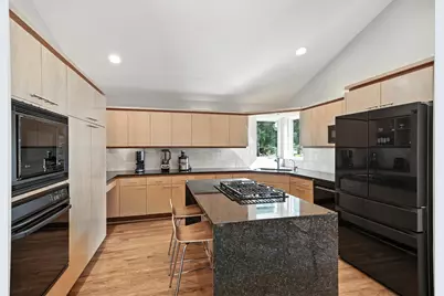 16515 Hilltop Terrace, Minnetonka, MN 55345 - Photo 14