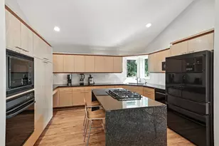 16515 Hilltop Terrace, Minnetonka, MN 55345 - Photo 14