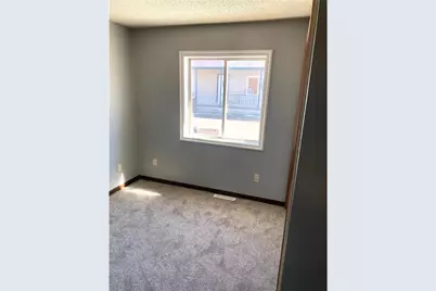 905 E 5th Street, Blue Earth, MN 56013 - Photo 42