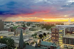 66 9th St E, Saint Paul, MN 55101 - Photo 38