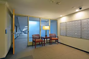 66 9th St E, Saint Paul, MN 55101 - Photo 8