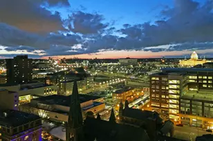 66 9th St E, Saint Paul, MN 55101 - Photo 38