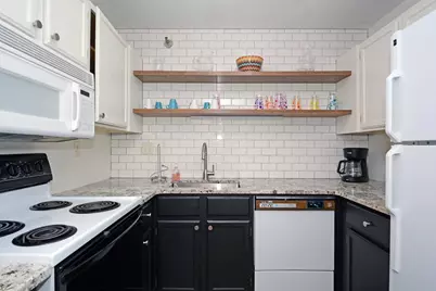 66 9th Street E #2512, Saint Paul, MN 55101 - Photo 38