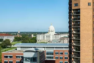 66 9th St E, Saint Paul, MN 55101 - Photo 32