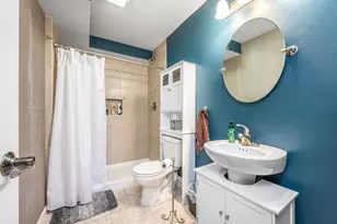 219 E 9th St, Blue Earth, MN 56013 - Photo 32