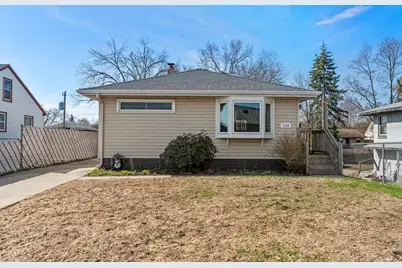 1186 Hewitt Avenue, Saint Paul, MN 55104 - Photo 1