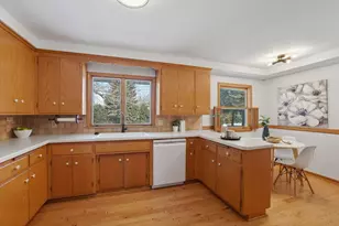 4804 Trillium Ln, Edina, MN 55435 - Photo 12