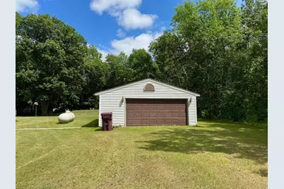 14158 185th Avenue NE, Thief River Falls, MN 56701 - Photo 4