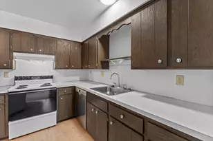 2200 Nevada Ave S, Saint Louis Park, MN 55426 - Photo 10