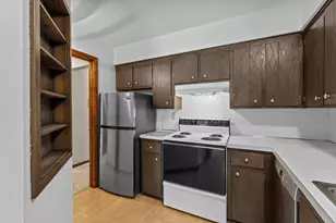 2200 Nevada Ave S, Saint Louis Park, MN 55426 - Photo 10