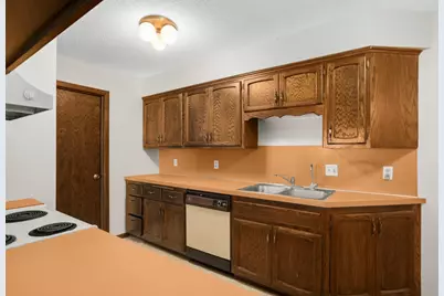 4185 Hilltop Point, Eagan, MN 55123 - Photo 16