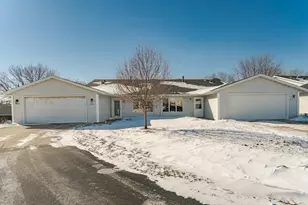 2401 30th Ave NW, Rochester, MN 55901 - Photo 26