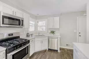 1304 Independence Ave S, Saint Louis Park, MN 55426 - Photo 16