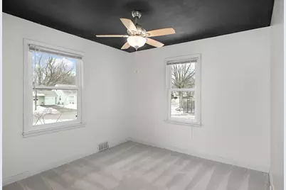 3700 Welcome Avenue N, Crystal, MN 55422 - Photo 14