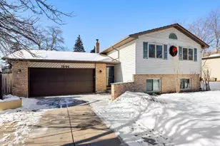 1694 119th Ave NW, Coon Rapids, MN 55448 - Photo 2