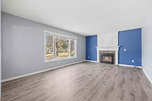 16346 Greenbriar Ct, Lakeville, MN 55044 - Photo 6