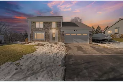 16346 Greenbriar Court, Lakeville, MN 55044 - Photo 2