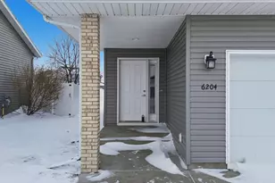 6204 56th Ave S, Fargo, ND 58104 - Photo 2