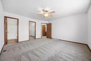 6204 56th Ave S, Fargo, ND 58104 - Photo 12