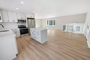 13952 Rice Lake Cir, Maple Grove, MN 55369 - Photo 4