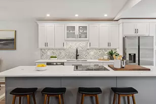 4136 Goldenrod Ln N, Plymouth, MN 55441 - Photo 2