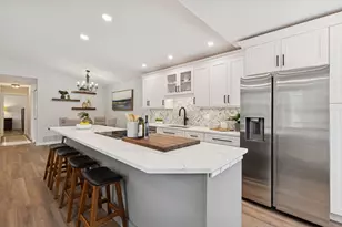 4136 Goldenrod Ln N, Plymouth, MN 55441 - Photo 6