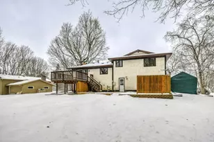 124 Oak Ridge Dr, Delano, MN 55328 - Photo 28