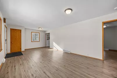 5108 Beacon Hill Road, Minnetonka, MN 55345 - Photo 6